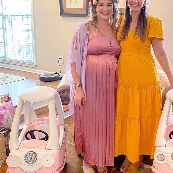 Asos Little Mistress Maternity satin midi dress with pleated skirt in berry-Red - Picture 12 of 15